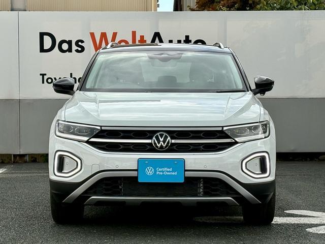 T-ロック TDI 4モーション スタイル 登録済未使用車 LEDマトリックスヘッドライト デジタルメーター トラベルアシスト アップコネクト レーンキープ ワイヤレスチャージ 電動リヤゲート 後方死角検知機能 障害物センサー 新車保証継承(11枚目)