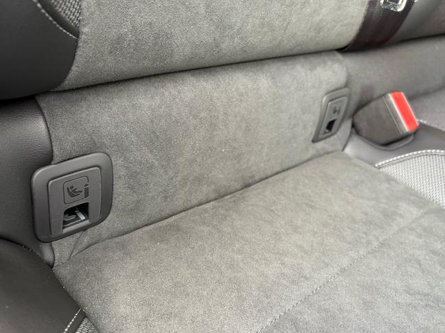 T-ロック TDI 4モーション スタイル 登録済未使用車 LEDマトリックスヘッドライト デジタルメーター トラベルアシスト アップコネクト レーンキープ ワイヤレスチャージ 電動リヤゲート 後方死角検知機能 障害物センサー 新車保証継承(49枚目)