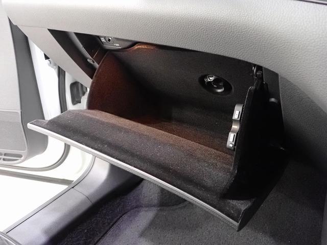 シャラン TDI ハイライン ディーゼルターボ シートヒーター アップコネクト 電動リヤゲート バイキセノンヘッドライト バックカメラ アダプティブクルーズコントロール 障害物センサー 電動スライド3列シート7人乗り 認定保証付き(34枚目)