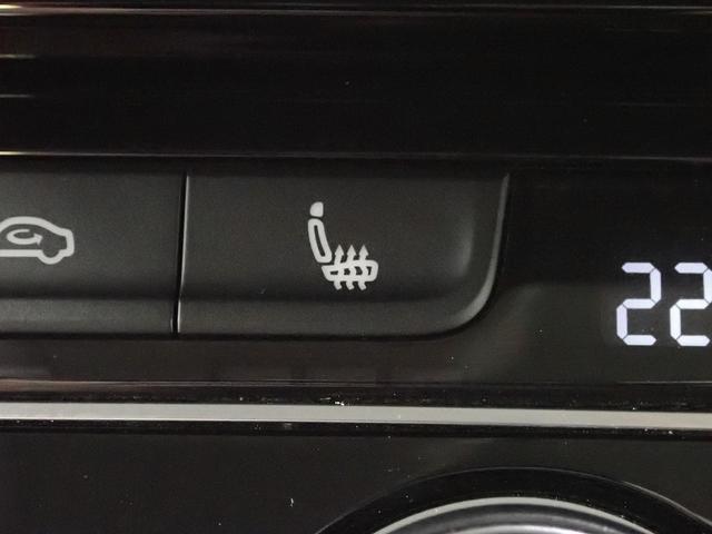 ゴルフトゥーラン TSI ハイライン シートヒーター ACC 電動リヤゲート レーンアシスト 障害物センサー バックカメラ LEDヘッドライト ISOFIX App-Connect ETC USB 3列シート7人乗り 認定中古車保証付き(29枚目)