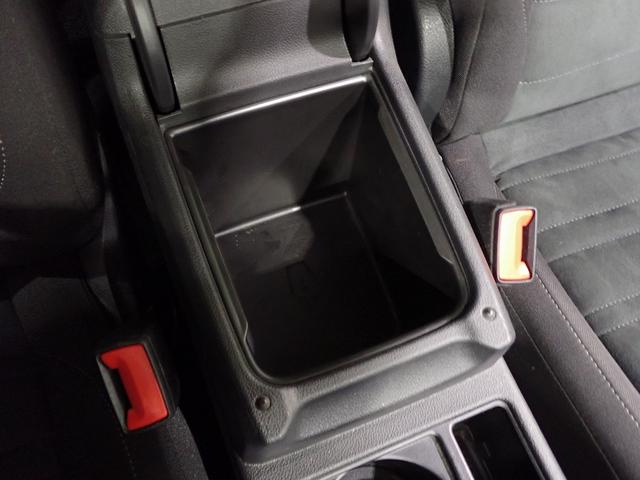 ゴルフトゥーラン TSI ハイライン シートヒーター ACC 電動リヤゲート レーンアシスト 障害物センサー バックカメラ LEDヘッドライト ISOFIX App-Connect ETC USB 3列シート7人乗り 認定中古車保証付き(33枚目)