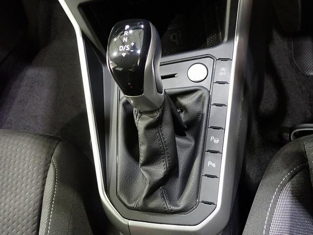 ポロ TSIアクティブ LEDヘッドライト ACC トラベルアシスト ワイヤレスチャージ App-Connect デジタルメーター レーンアシスト バックカメラ 障害物センサー Ready2Discover ETC USB(31枚目)