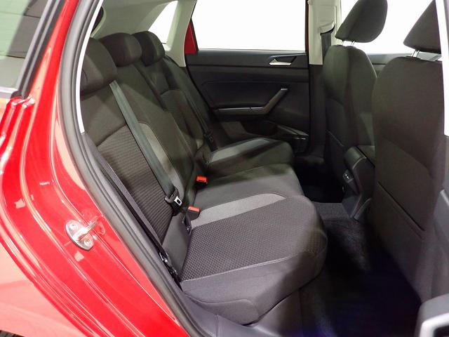 ポロ TSIアクティブ LEDヘッドライト ACC トラベルアシスト ワイヤレスチャージ App-Connect デジタルメーター レーンアシスト バックカメラ 障害物センサー Ready2Discover ETC USB(43枚目)