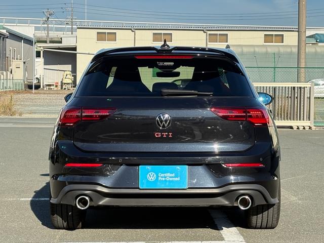 ゴルフＧＴＩ ベースグレード　ＩＱライト　ＡＣＣ　トラベルアシスト　デジタルメーター　ＡｐｐＣｏｎｎｅｃｔ　後方死角検知機能　シートヒーター　ワイヤレスチャージ　障害物センサー　バックカメラ　レーンアシスト　アンビエントライト（10枚目）