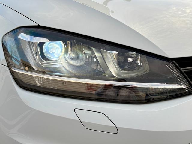 ゴルフヴァリアント ＴＳＩハイラインブルーモーションテクノロジー　アダプティブクルーズコントロールＡＣＣ　レーンアシスト　バックカメラ　パドルシフト　キセノンヘッドライト　Ｂｌｕｅｔｏｏｔｈ　スマートキー　純正ナビ　ＥＴＣ　ＣＤ／ＤＶＤ　ＩＳＯＦＩＸ　認定保証付（13枚目）