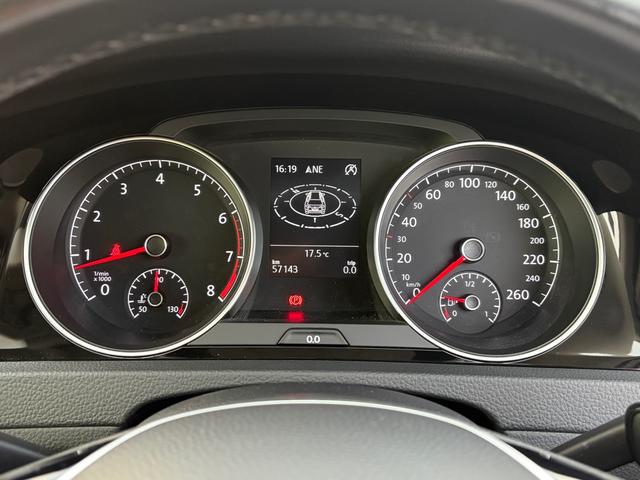 ゴルフヴァリアント ＴＳＩハイラインブルーモーションテクノロジー　アダプティブクルーズコントロールＡＣＣ　レーンアシスト　バックカメラ　パドルシフト　キセノンヘッドライト　Ｂｌｕｅｔｏｏｔｈ　スマートキー　純正ナビ　ＥＴＣ　ＣＤ／ＤＶＤ　ＩＳＯＦＩＸ　認定保証付（24枚目）