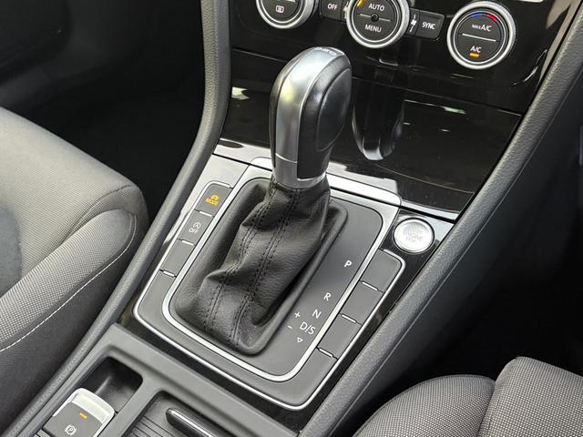 ゴルフヴァリアント ＴＳＩハイラインブルーモーションテクノロジー　アダプティブクルーズコントロールＡＣＣ　レーンアシスト　バックカメラ　パドルシフト　キセノンヘッドライト　Ｂｌｕｅｔｏｏｔｈ　スマートキー　純正ナビ　ＥＴＣ　ＣＤ／ＤＶＤ　ＩＳＯＦＩＸ　認定保証付（36枚目）