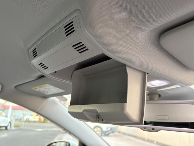 ゴルフヴァリアント ＴＳＩハイラインブルーモーションテクノロジー　アダプティブクルーズコントロールＡＣＣ　レーンアシスト　バックカメラ　パドルシフト　キセノンヘッドライト　Ｂｌｕｅｔｏｏｔｈ　スマートキー　純正ナビ　ＥＴＣ　ＣＤ／ＤＶＤ　ＩＳＯＦＩＸ　認定保証付（41枚目）