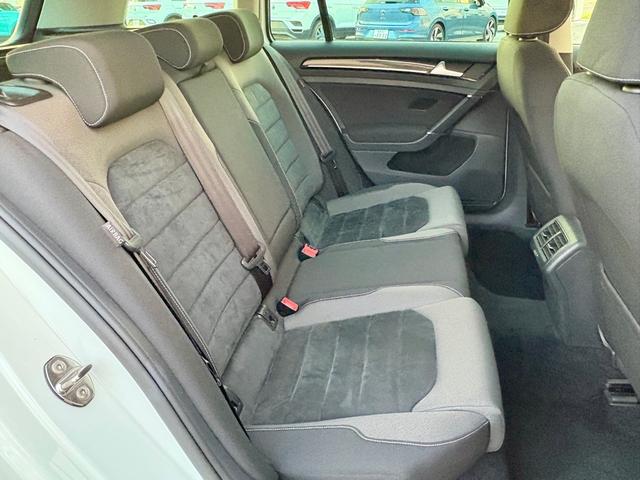 ゴルフヴァリアント ＴＳＩハイラインブルーモーションテクノロジー　アダプティブクルーズコントロールＡＣＣ　レーンアシスト　バックカメラ　パドルシフト　キセノンヘッドライト　Ｂｌｕｅｔｏｏｔｈ　スマートキー　純正ナビ　ＥＴＣ　ＣＤ／ＤＶＤ　ＩＳＯＦＩＸ　認定保証付（44枚目）