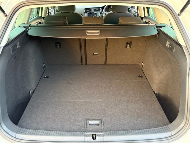 ゴルフヴァリアント ＴＳＩハイラインブルーモーションテクノロジー　アダプティブクルーズコントロールＡＣＣ　レーンアシスト　バックカメラ　パドルシフト　キセノンヘッドライト　Ｂｌｕｅｔｏｏｔｈ　スマートキー　純正ナビ　ＥＴＣ　ＣＤ／ＤＶＤ　ＩＳＯＦＩＸ　認定保証付（48枚目）