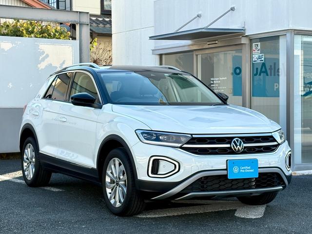 T-ロック TSI スタイル レザーシート マトリックスヘッドライト ACC トラベルアシスト レーンキープ デジタルメーター アップコネクト バックカメラ 障害物センサー 電動ゲート シートヒーター ブラックルーフ 認定保証付(6枚目)