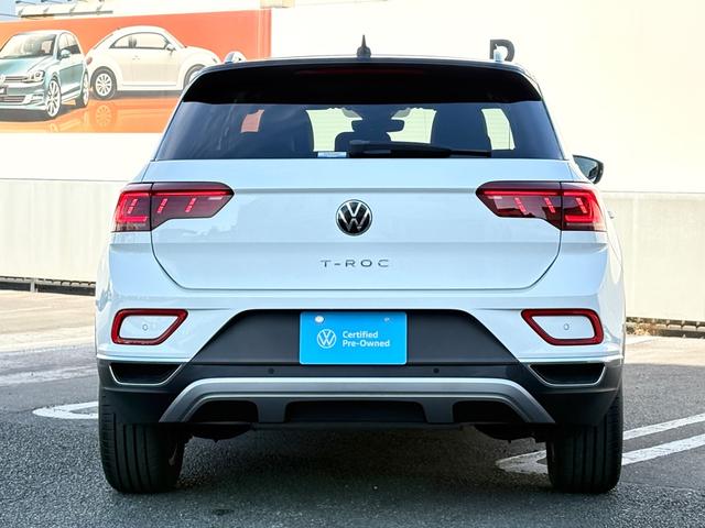 T-ロック TSI スタイル レザーシート マトリックスヘッドライト ACC トラベルアシスト レーンキープ デジタルメーター アップコネクト バックカメラ 障害物センサー 電動ゲート シートヒーター ブラックルーフ 認定保証付(9枚目)