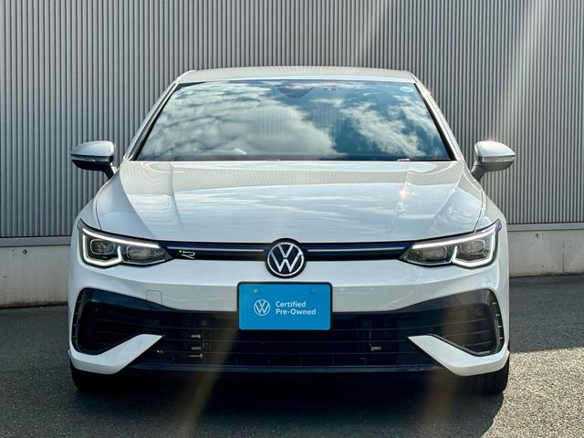 当店の認定中古車をご覧いただき、ありがとうございます。ご不明は何でもご相談ください。納得のいくお車選びを心を込めてお手伝いいたします。