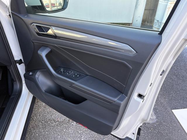 T-ロック TDI 4モーション スタイル IQ.LIGHT(21枚目)