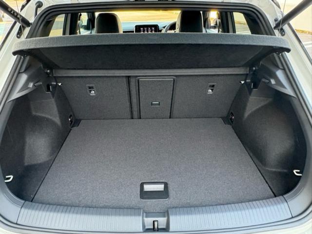 Ｔ－ロック ＴＤＩ　４モーション　Ｒライン　ブラックスタイル　ＩＱ．ＬＩＧＨＴ（47枚目）