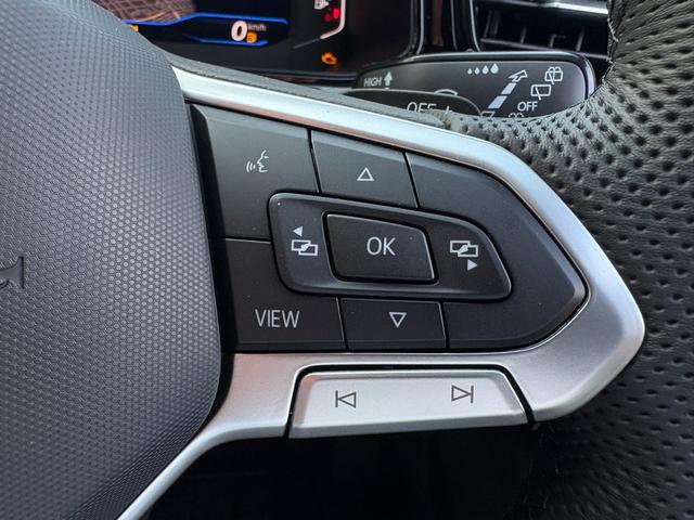 Ｔ－ロック ＴＤＩ　４モーション　Ｒライン　ブラックスタイル　ＩＱ．ＬＩＧＨＴ（27枚目）