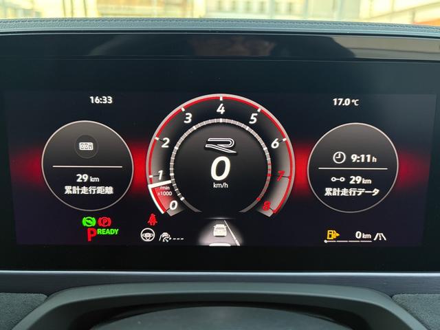 「Ｄｉｇｉｔａｌ　Ｃｏｃｋｐｉｔ　Ｐｒｏ」１０．２５インチ液晶ディスプレイを採用。ナビゲーションのマップやアシストシステムの表示など、幅広い情報を様々なレイアウトで表示できます。