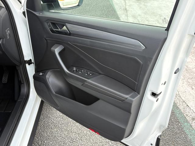 T-ロック TDI 4モーション スタイル IQ.LIGHT(18枚目)