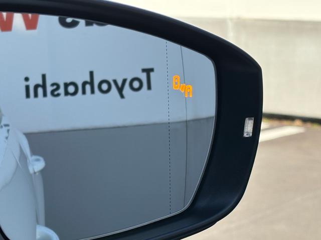 T-ロック TDI スポーツ デジタルメーター ACC LEDヘッドライト 電動リヤゲート 後方死角検知機能 障害物センサー レーンアシスト App-Connect Bluetooth ブラックルーフ ETC USB 認定保証付(18枚目)