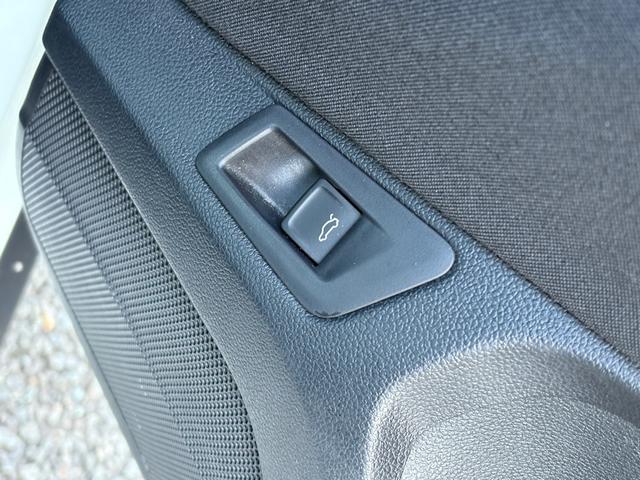 T-ロック TDI スポーツ デジタルメーター ACC LEDヘッドライト 電動リヤゲート 後方死角検知機能 障害物センサー レーンアシスト App-Connect Bluetooth ブラックルーフ ETC USB 認定保証付(20枚目)