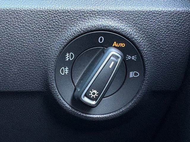 T-ロック TDI スポーツ デジタルメーター ACC LEDヘッドライト 電動リヤゲート 後方死角検知機能 障害物センサー レーンアシスト App-Connect Bluetooth ブラックルーフ ETC USB 認定保証付(28枚目)