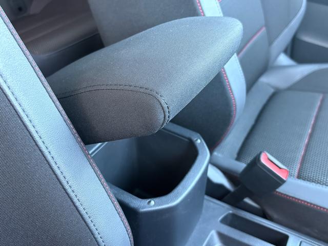 T-ロック TDI スポーツ デジタルメーター ACC LEDヘッドライト 電動リヤゲート 後方死角検知機能 障害物センサー レーンアシスト App-Connect Bluetooth ブラックルーフ ETC USB 認定保証付(37枚目)