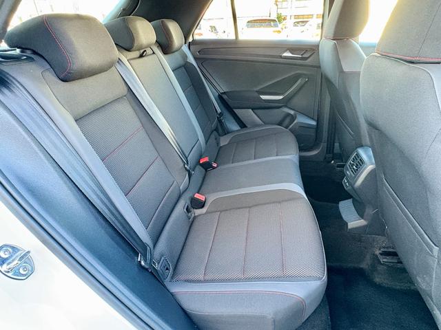 T-ロック TDI スポーツ デジタルメーター ACC LEDヘッドライト 電動リヤゲート 後方死角検知機能 障害物センサー レーンアシスト App-Connect Bluetooth ブラックルーフ ETC USB 認定保証付(41枚目)