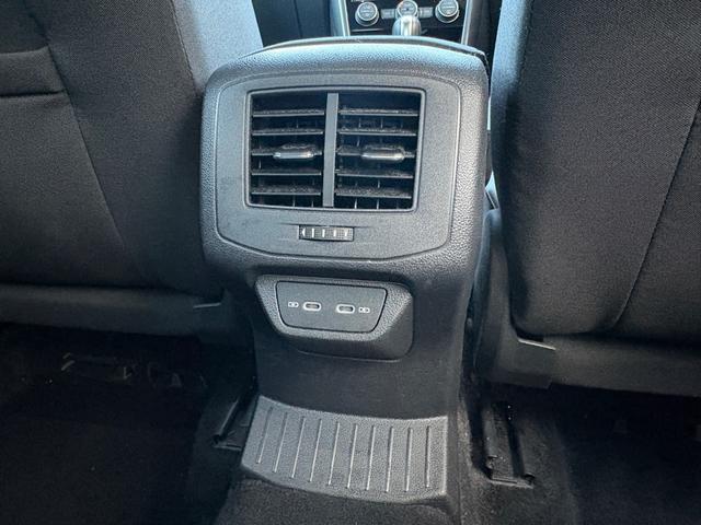 T-ロック TDI スポーツ デジタルメーター ACC LEDヘッドライト 電動リヤゲート 後方死角検知機能 障害物センサー レーンアシスト App-Connect Bluetooth ブラックルーフ ETC USB 認定保証付(43枚目)