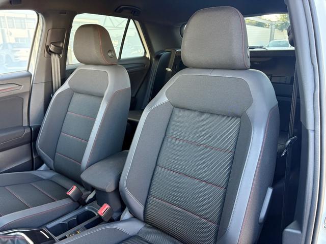 T-ロック TDI スポーツ デジタルメーター ACC LEDヘッドライト 電動リヤゲート 後方死角検知機能 障害物センサー レーンアシスト App-Connect Bluetooth ブラックルーフ ETC USB 認定保証付(49枚目)