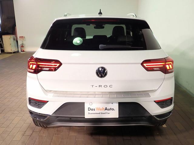 Ｔ－ロック ＴＤＩ　スポーツ　純正メモリーナビ　ブルートゥース　アップルカープレイ＆アンドロイドオート　Ｂカメラ　ＥＴＣ２．０　前後ドラレコ　ＬＥＤオートライト　革＆シートヒーター　パワーテールゲート　アダクティブクルーズ　禁煙車（3枚目）