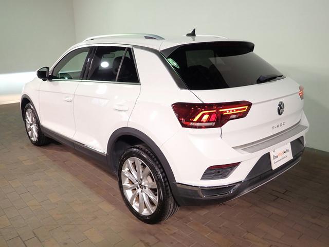 Ｔ－ロック ＴＤＩ　スポーツ　純正メモリーナビ　ブルートゥース　アップルカープレイ＆アンドロイドオート　Ｂカメラ　ＥＴＣ２．０　前後ドラレコ　ＬＥＤオートライト　革＆シートヒーター　パワーテールゲート　アダクティブクルーズ　禁煙車（6枚目）