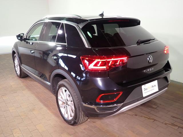 Ｔ－ロック ＴＳＩ　スタイル　純正メモリーナビ　ブルートゥース　Ｂカメラ　ＥＴＣ２．０　インテリキー　ＬＥＤオートライト　アクティブインフォディスプレイ　アダクティブクルーズ　ルーフレール　パワーテールゲート　当社デモカー　禁煙車（6枚目）