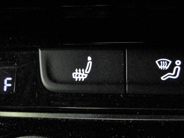 TSI Rライン 純正メモリーナビ バックカメラ ETC2.0 LEDヘッドライト オートライト 純正18インチアルミホイール シートヒーター アダプティブクルーズコントロール インテリキー ワンオーナー(14枚目)