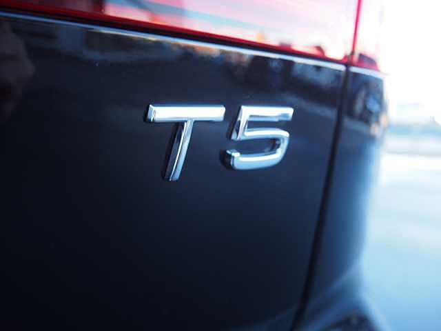 T5 モメンタム 当社社用車 パイロットアシスト 茶レザー(6枚目)