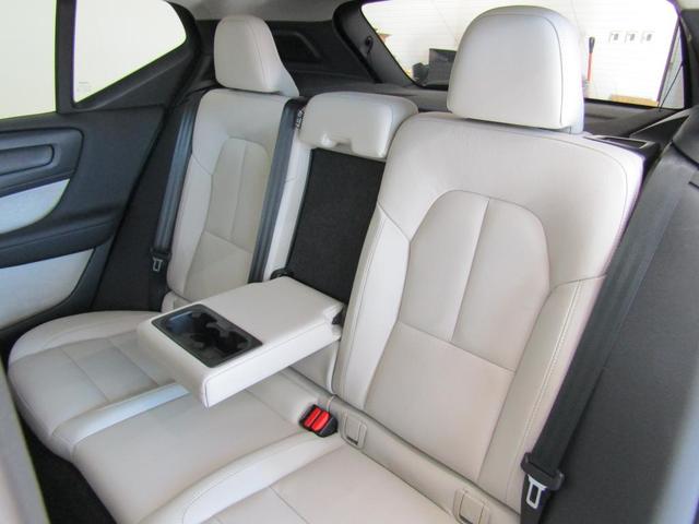 ＸＣ４０ ウルトラ　Ｂ４　ＡＷＤ　弊社試乗車　Ｇｏｏｇｌｅ搭載　前後シートヒーター　全車速追従クルーズコントロール　パイロットアシスト　３６０度ビューモニター（23枚目）