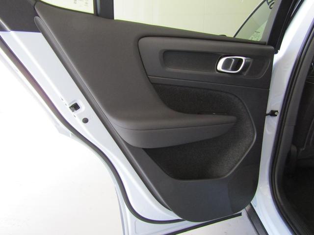 Ｃ４０リチャージ リチャージ　アルティメットシングルモーター　Ｃｌａｓｓｉｃモデル　Ｇｏｏｇｌｅ搭載　全車速追従クルーズコントロール　パイロットアシスト　３６０度ビューモニター（18枚目）