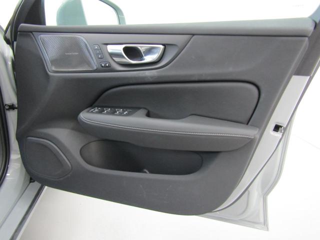 �^�]�ȃh�A�p�l��