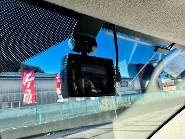 ダッジ・ラム ベースグレード　１５００ＳＬＴ　ベンチシート　デューリーマーカー　ＫＭＣ２０ＡＷ　ＡＴオーバーホール済み　社外ナビ　ＴＶ　バックカメラ　ＥＴＣ　レーダー（32枚目）