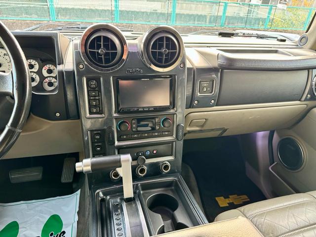 ハマーＨ２ ベースグレード　１ナンバー登録　リフトアップ　カロッツェリアナビ　ＥＴＣ　フルセグＴＶ　　ＸＤホイール＆２０インチＭＴタイヤ　バンパーガード　ＬＥＤウィンカー　ユーザー買取車（19枚目）