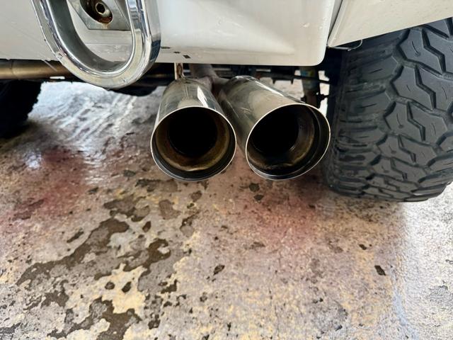 ハマーＨ２ ベースグレード　１ナンバー登録　リフトアップ　カロッツェリアナビ　ＥＴＣ　フルセグＴＶ　　ＸＤホイール＆２０インチＭＴタイヤ　バンパーガード　ＬＥＤウィンカー　ユーザー買取車（29枚目）