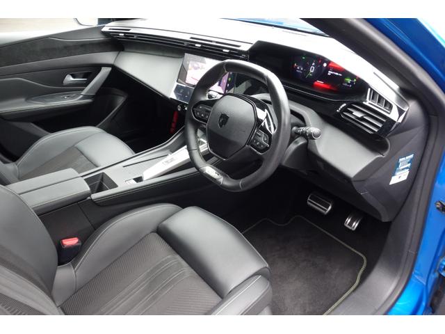３０８ ＧＴ　ブルーＨＤｉ　認定中古車保証２０２７年１月　純正ナビ　ドラレコ　ＥＴＣ　自動軽減ブレーキ　ＬＥＤヘッドライト　バックカメラ　カープレイ＆アンドロイドオート（4枚目）
