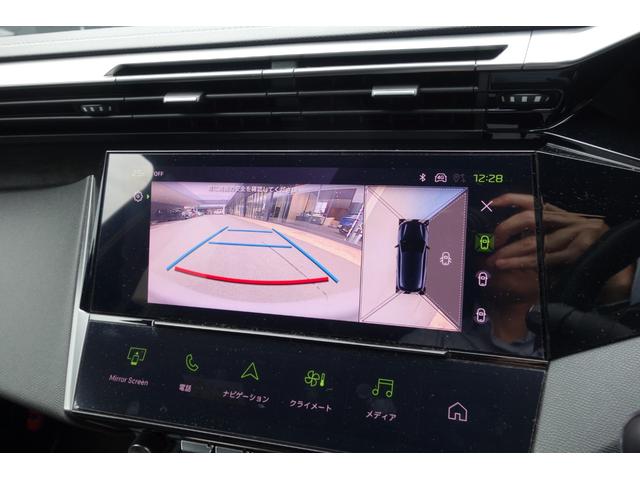 ３０８ ＧＴ　ブルーＨＤｉ　認定中古車保証２０２７年１月　純正ナビ　ドラレコ　ＥＴＣ　自動軽減ブレーキ　ＬＥＤヘッドライト　バックカメラ　カープレイ＆アンドロイドオート（7枚目）