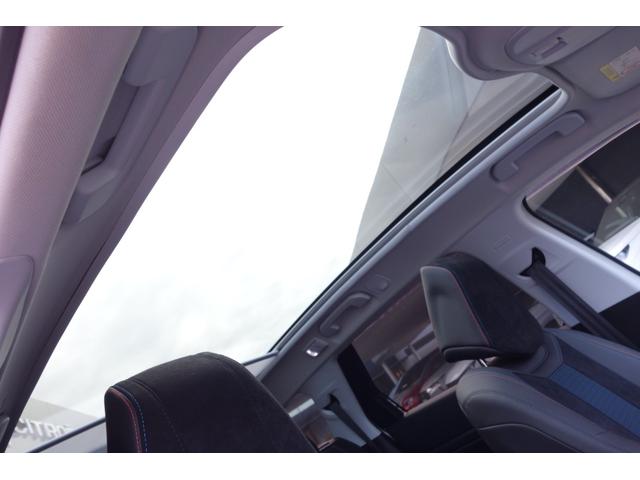 308 SW テックパックエディション ブルーHDi 認定中古車保証1年 ガラスルーフ 純正ナビ 地デジ ドラレコ ETC 自動軽減ブレーキ LEDヘッドライト バックカメラ カープレイ&アンドロイドオート(6枚目)