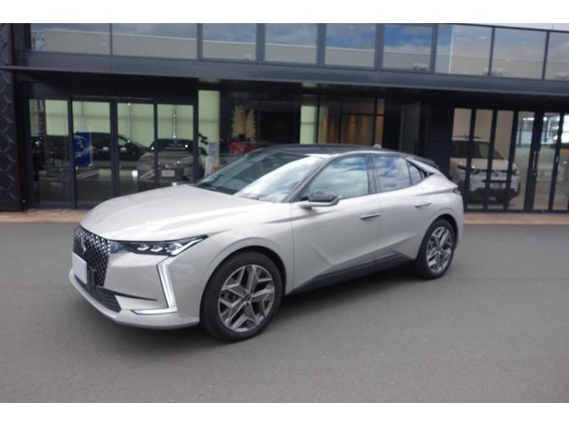 DS4 エスプリ・ド・ヴォヤージュ ピュアテック 新車保証2027年6月まで サンルーフ ドラレコ ETC 純正ナビ 自動軽減ブレーキ LEDヘッドライト バックカメラ カープレイ&アンドロイドオート ACC 電動テールゲート(3枚目)