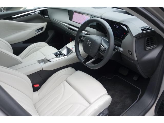 DS4 エスプリ・ド・ヴォヤージュ ピュアテック 新車保証2027年6月まで サンルーフ ドラレコ ETC 純正ナビ 自動軽減ブレーキ LEDヘッドライト バックカメラ カープレイ&アンドロイドオート ACC 電動テールゲート(4枚目)