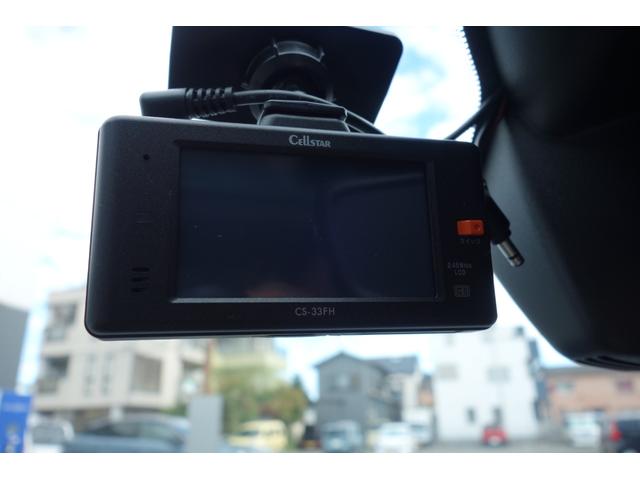 DS4 エスプリ・ド・ヴォヤージュ ピュアテック 新車保証2027年6月まで サンルーフ ドラレコ ETC 純正ナビ 自動軽減ブレーキ LEDヘッドライト バックカメラ カープレイ&アンドロイドオート ACC 電動テールゲート(7枚目)