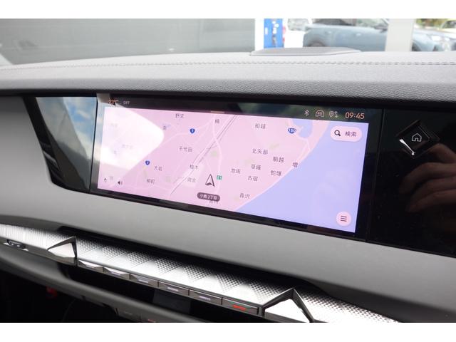 DS4 エスプリ・ド・ヴォヤージュ ピュアテック 新車保証2027年6月まで サンルーフ ドラレコ ETC 純正ナビ 自動軽減ブレーキ LEDヘッドライト バックカメラ カープレイ&アンドロイドオート ACC 電動テールゲート(8枚目)