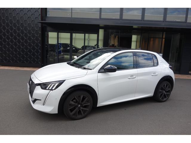 208 GT 認定中古車保証2027年9月 ドラレコ ETC 自動軽減ブレーキ バックカメラ カープレイ&アンドロイドオート ACC 障害物センサー(3枚目)