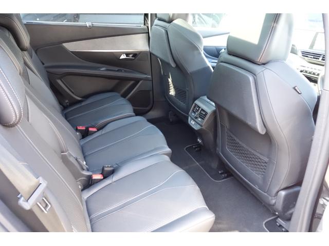 5008 GT ブルーHDi ブラックパック 認定中古車保証2027年3月 サンルーフ 純正ナビ 地デジ ディスプレイミラー ドラレコ前後 ETC 自動軽減ブレー LEDヘッドライト バックカメラ 障害物センサー ACC(11枚目)