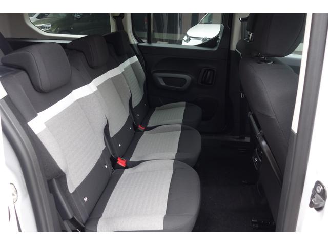 ベルランゴ ロング マックス ブルーHDi 新車保証2028年5月 ETC ガラスルーフ 自動軽減ブレーキ LEDヘッドライト バックカメラ ACC 障害物センサー(7枚目)